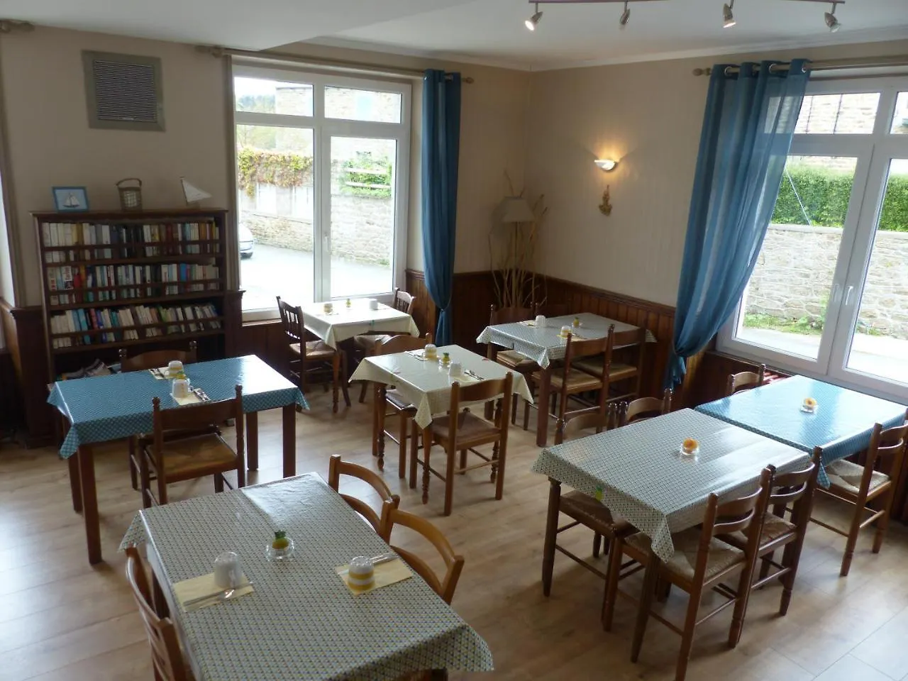 Le Yaudet Hotel Ploulech 0*,